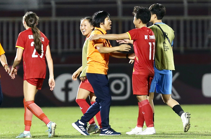 CLB số 1 Việt Nam chơi lớn, kích hoạt cặp bom tấn đắt giá