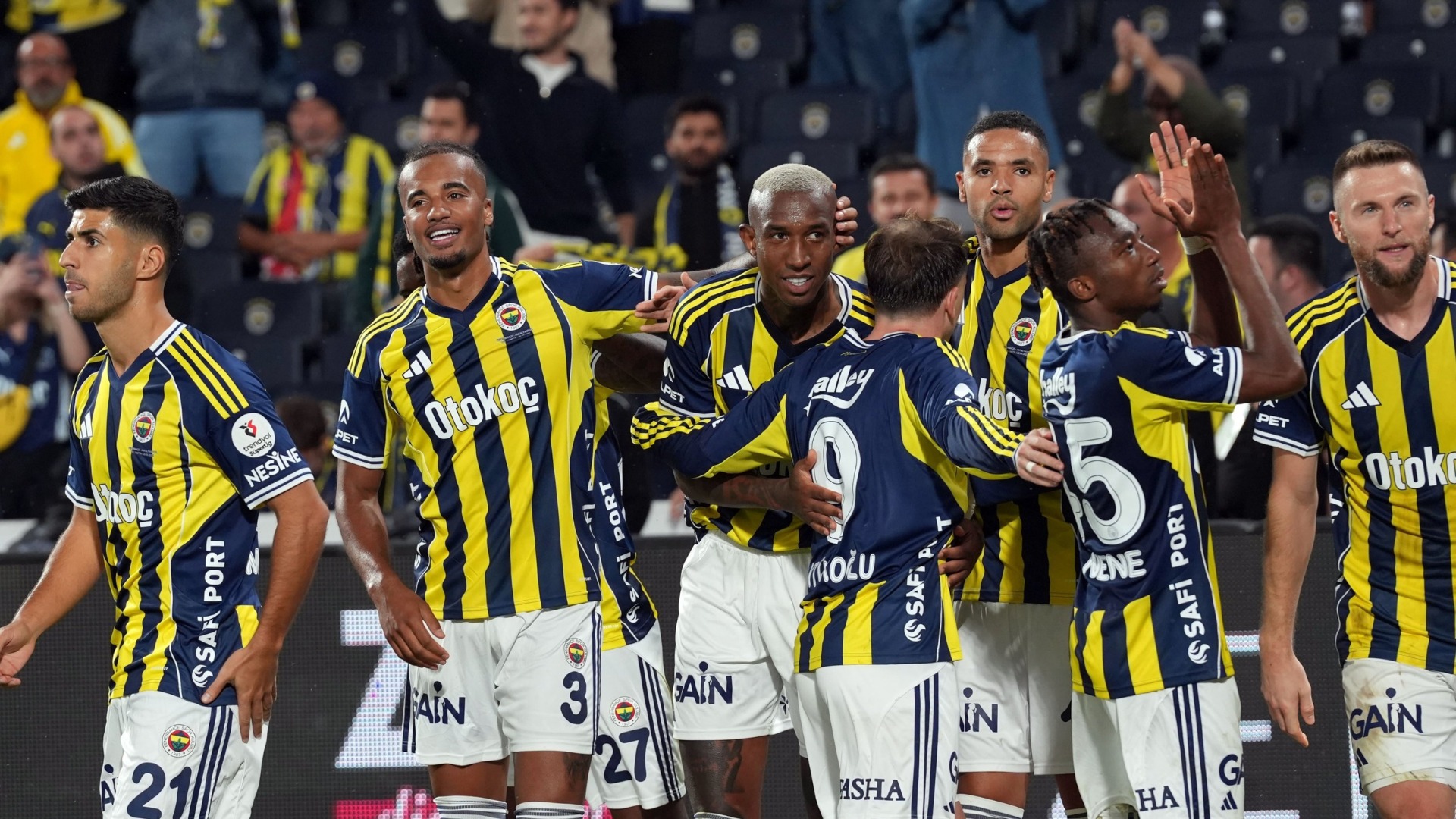 Nhận định soi kèo FCSB vs Fenerbahce lúc 03h00 ngày 30/1/2026