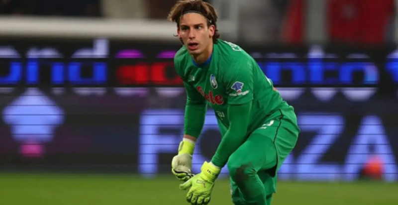 Arsenal cạnh tranh Juventus trong cuộc đua giành Marco Carnesecchi