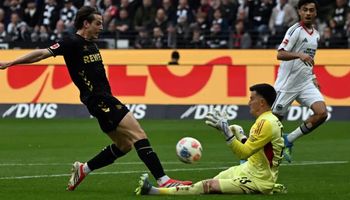 Eintracht Frankfurt vs FC Köln (22:30 – 05/04) | Xem lại trận đấu